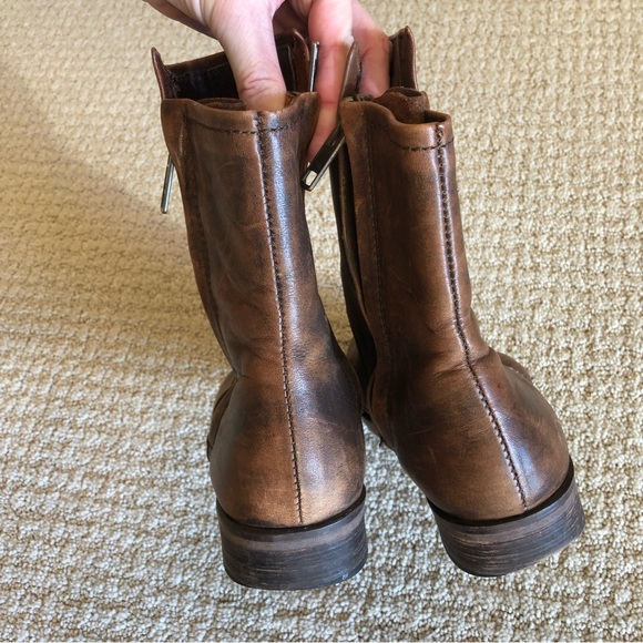 Women’s All Leather Boots - Picture 4 of 11